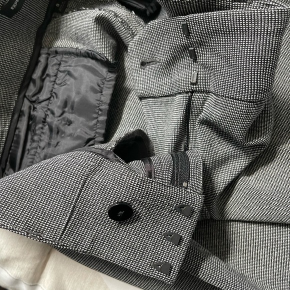 Black & White Express Slim Crop Editor Dress Pants - Picture 3 of 10